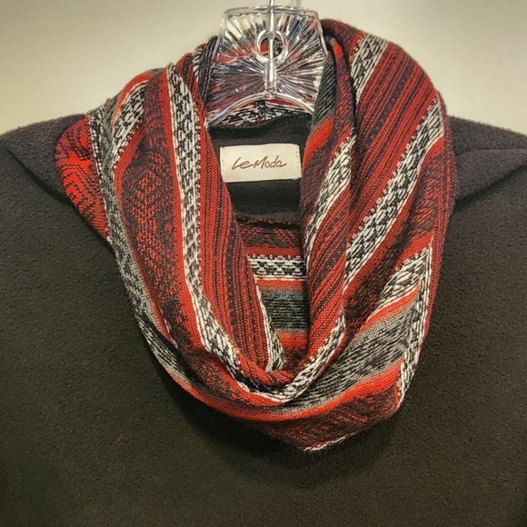 LE Moda Black Fleece Poncho Wrap Cowl Neck One Size - Picture 5 of 7